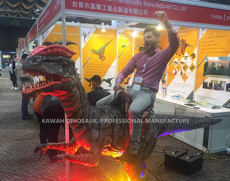 ງານວາງສະແດງແຫຼ່ງຂ່າວທົ່ວໂລກຂອງຮົງກົງ 2016 (2)